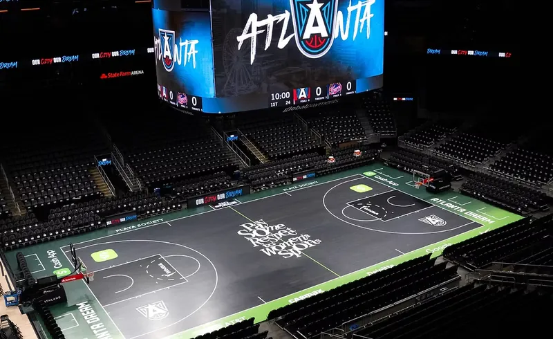 Arena court staged for a game night